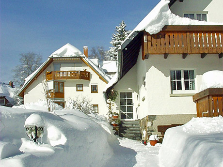 Das Haus Faller in Hinterzarten im Winter